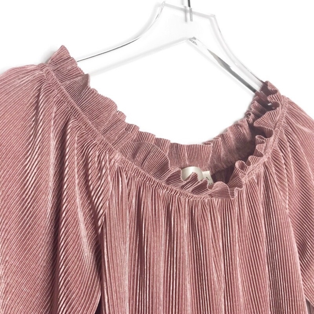 J.O.A. Blush Pink Off The Shoulder Top Size Small - Picture 3 of 6